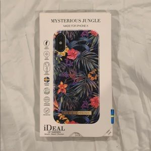 iPhone X jungle case